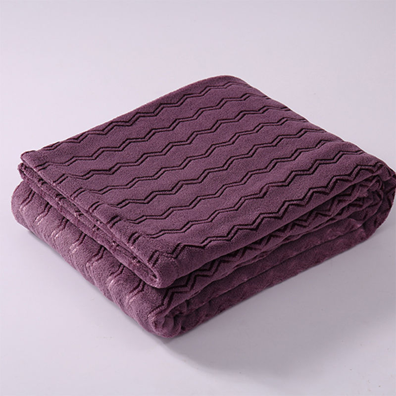 Cozy Solid 100 Polyester Plush Blankets / Soft Flannel Blankets Non Irritating