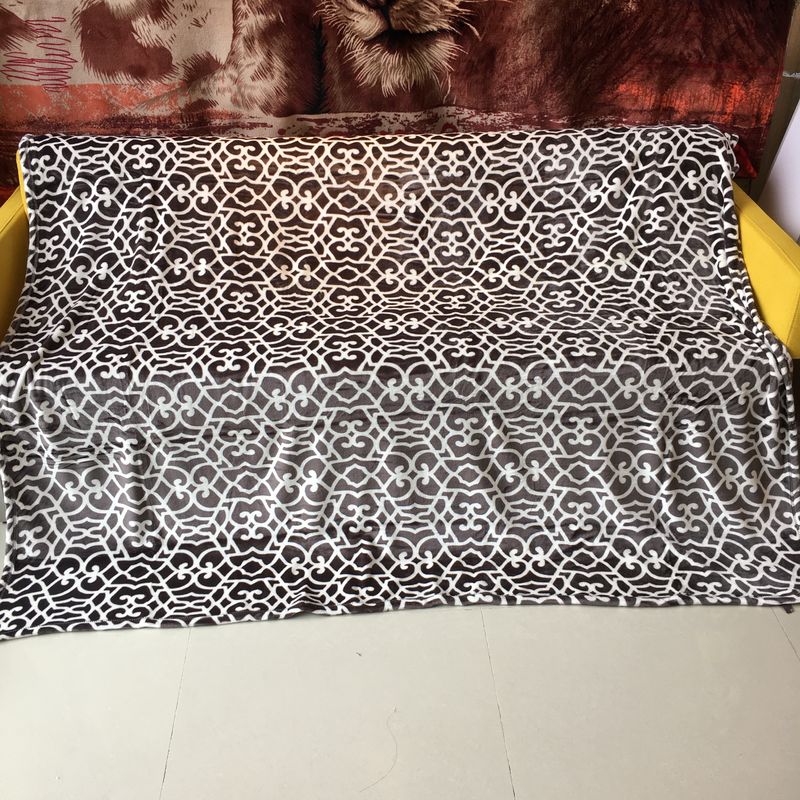 100 Percent Polyester Flannel Print Blanket For Bed Sets / Bathrobes Shrink Resistant