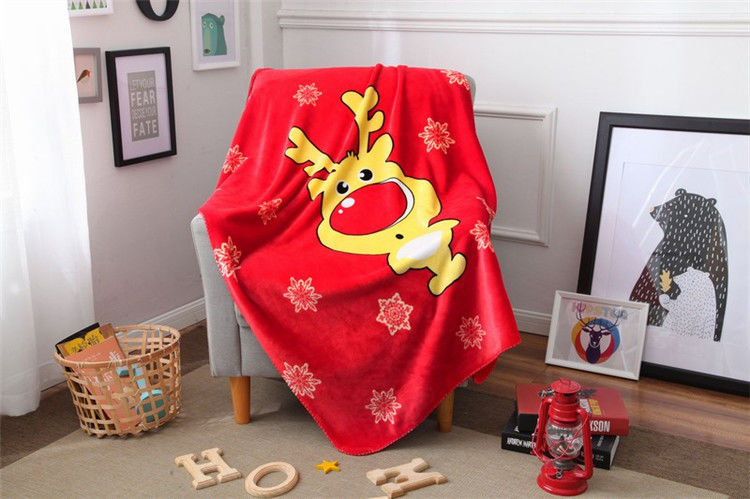 Christmas Flannel Screen Printed Blanket , Warm Polyester Kids Animal Blankets