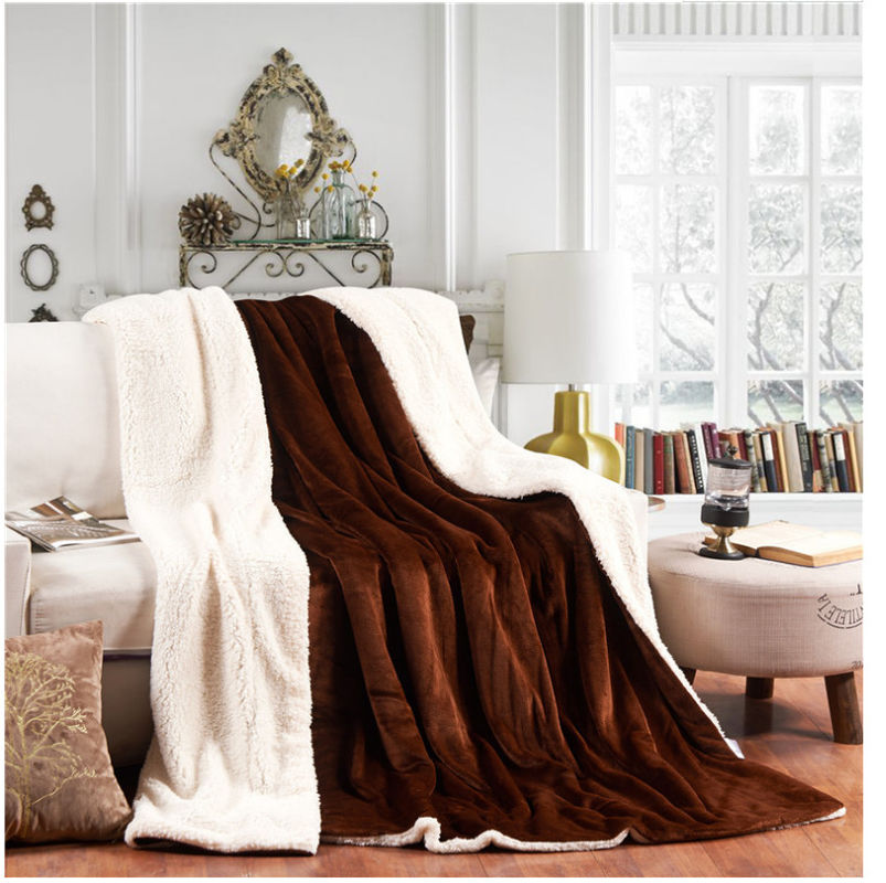 Warm Double Layer Velvet Sherpa Blanket For Bed / Sofa , Micro Mink Sherpa Blanket